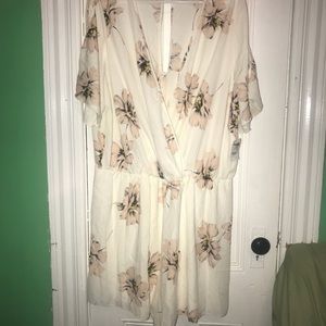 Flower print romper
